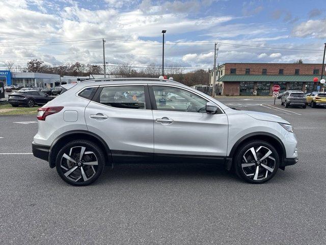 used 2020 Nissan Rogue Sport car, priced at $18,000