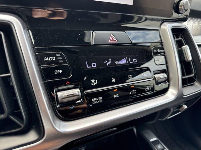 used 2023 Kia Sorento Hybrid car, priced at $32,199