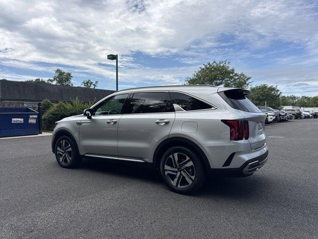 used 2023 Kia Sorento Hybrid car, priced at $32,199