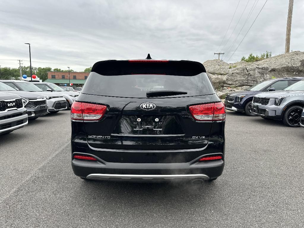 used 2018 Kia Sorento car, priced at $12,931