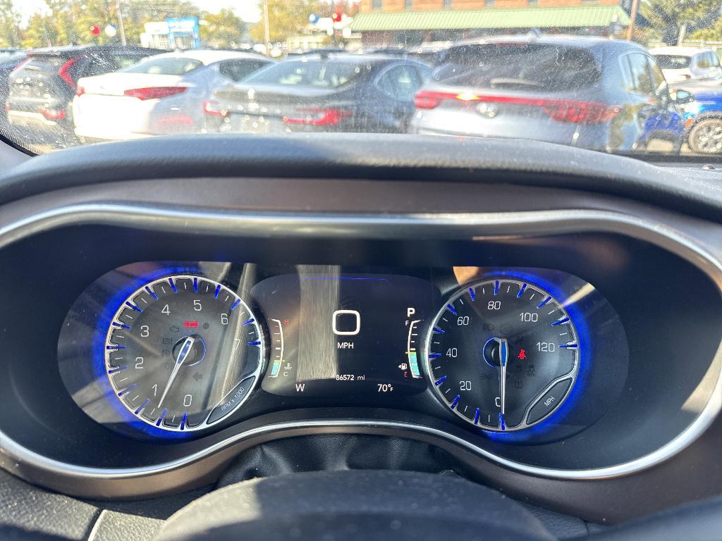 used 2019 Chrysler Pacifica car