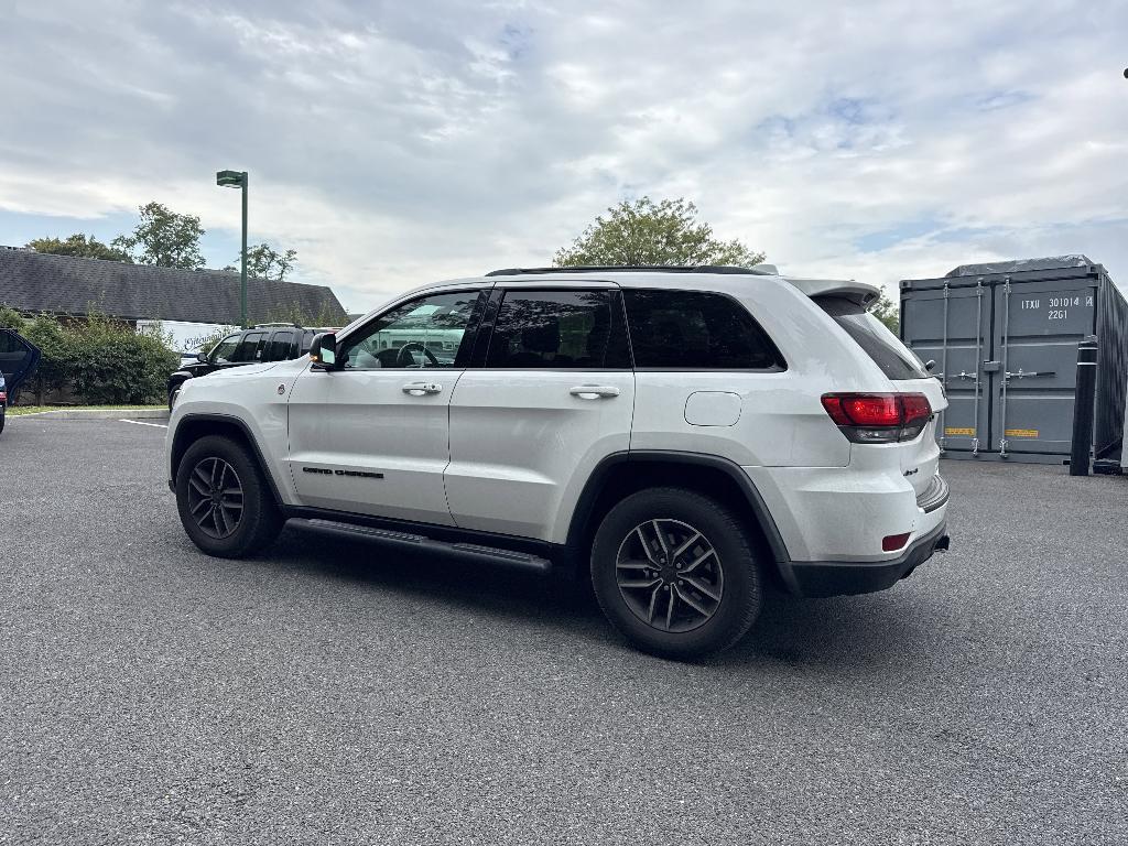 used 2019 Jeep Grand Cherokee car, priced at $15,500