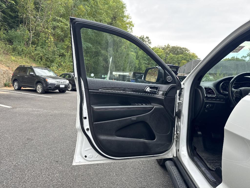 used 2019 Jeep Grand Cherokee car, priced at $15,500