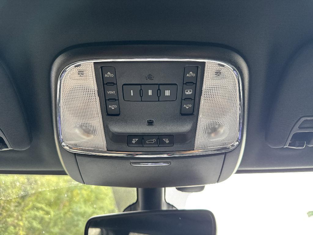 used 2019 Jeep Grand Cherokee car, priced at $15,500