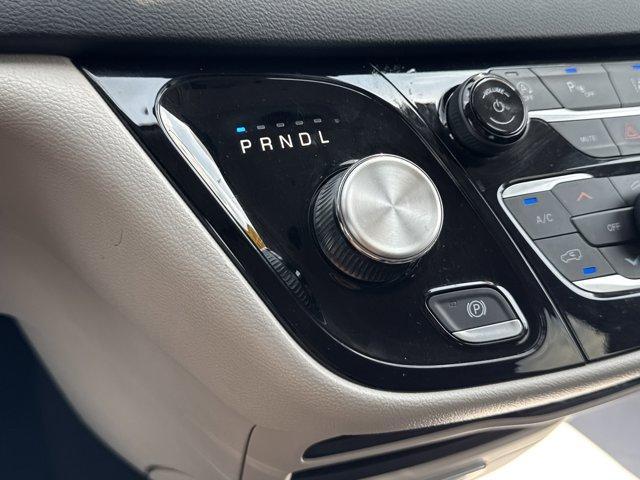 used 2023 Chrysler Pacifica car, priced at $24,357