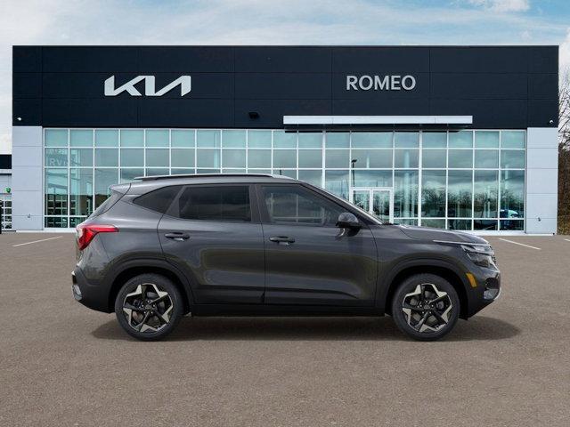 new 2025 Kia Seltos car, priced at $28,050