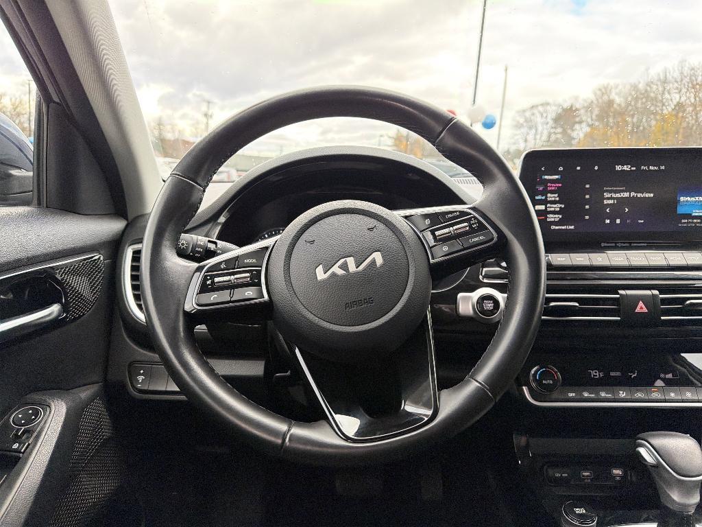 used 2023 Kia Seltos car, priced at $23,595