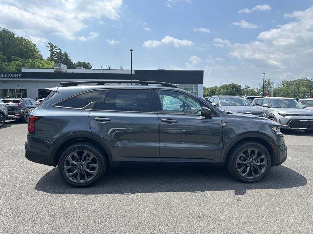 used 2022 Kia Sorento car, priced at $29,728
