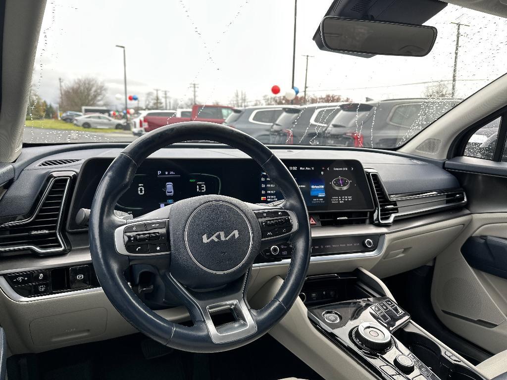 used 2023 Kia Sportage Hybrid car, priced at $27,499