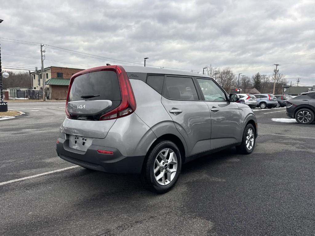 used 2022 Kia Soul car, priced at $16,221