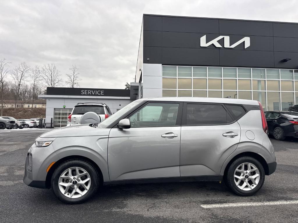 used 2022 Kia Soul car, priced at $16,221