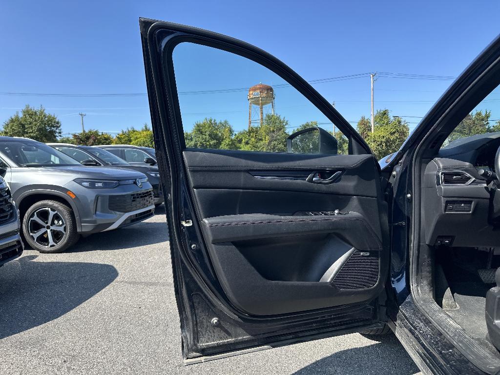 used 2023 Mazda CX-5 car, priced at $25,900