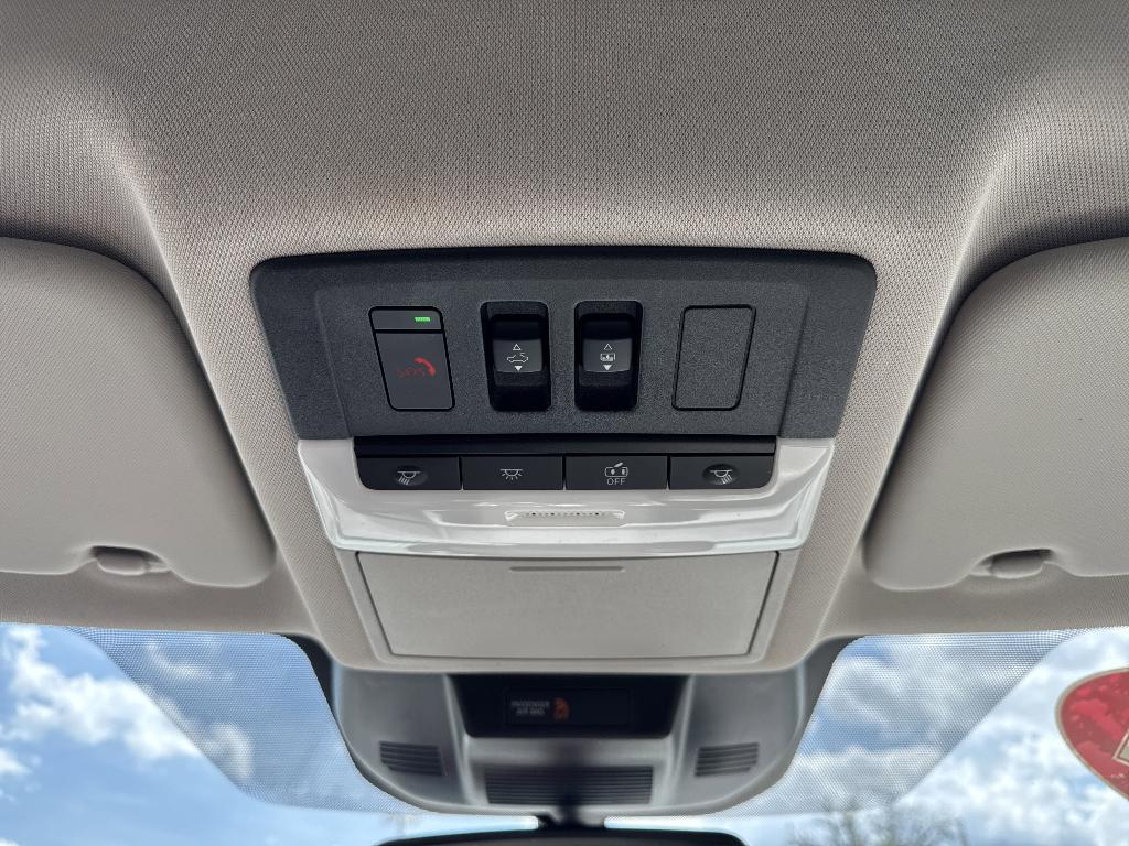 used 2021 Nissan Rogue car, priced at $23,589