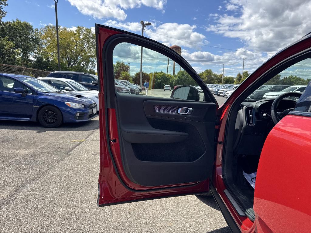 used 2021 Volvo XC40 car, priced at $22,000
