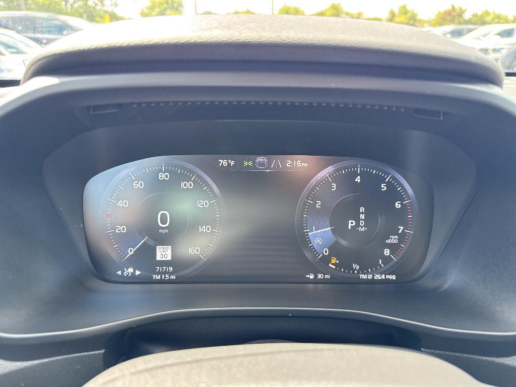 used 2021 Volvo XC40 car, priced at $22,000