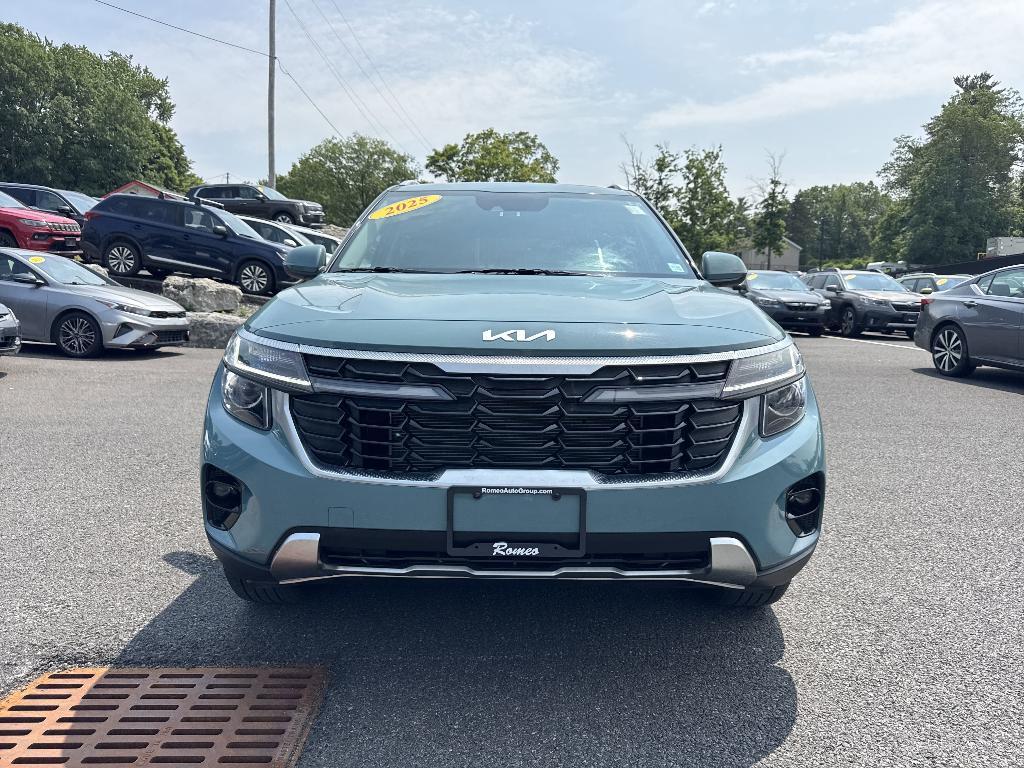 used 2025 Kia Seltos car, priced at $28,443