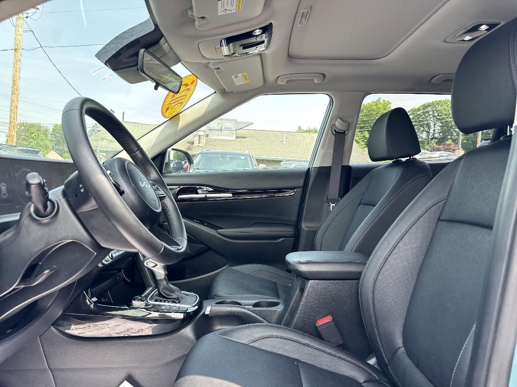 used 2025 Kia Seltos car, priced at $28,443