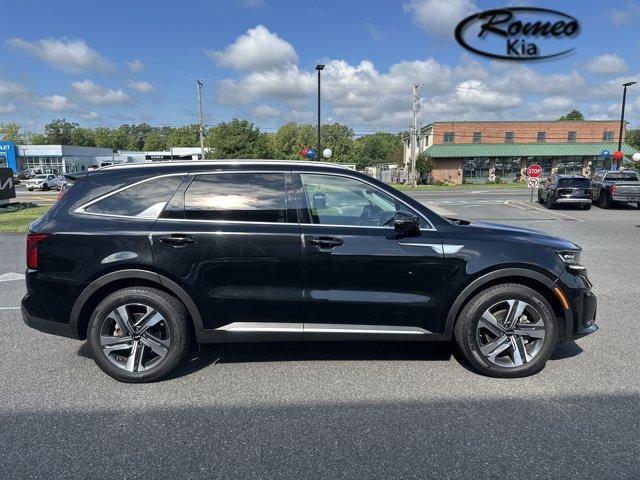 used 2023 Kia Sorento Hybrid car, priced at $29,999