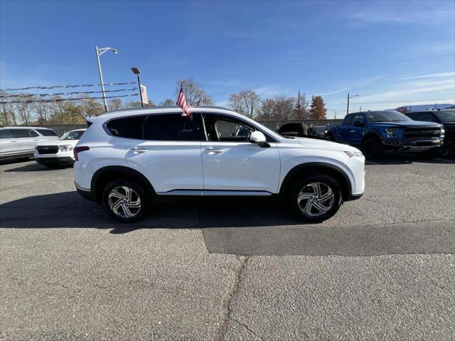 used 2022 Hyundai Santa Fe car, priced at $22,998