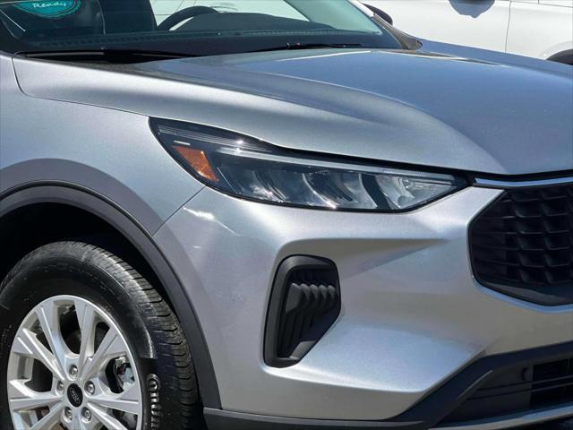 used 2024 Ford Escape car, priced at $24,998