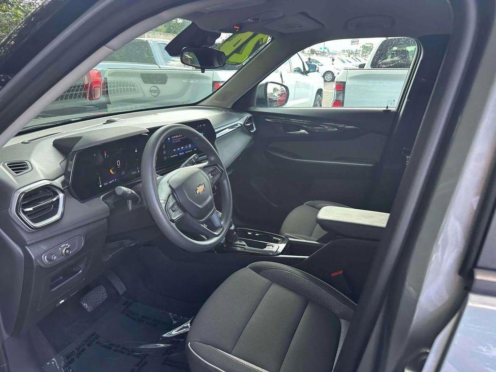 used 2024 Chevrolet TrailBlazer car, priced at $22,898
