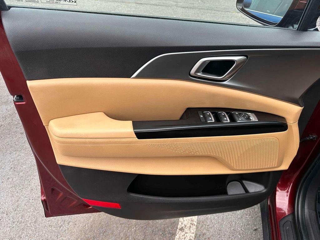 used 2022 Kia Carnival car, priced at $27,798