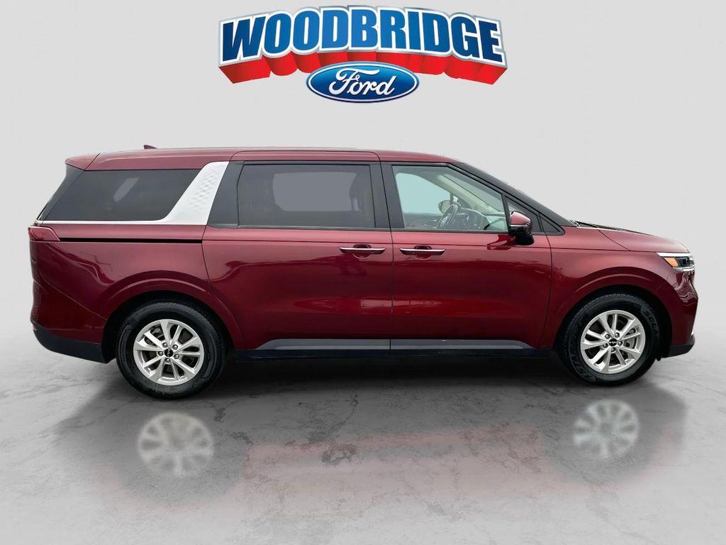 used 2022 Kia Carnival car, priced at $27,798