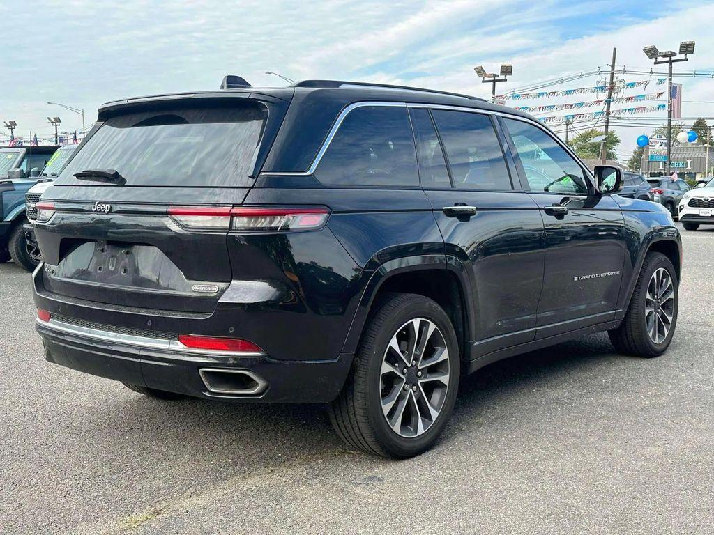 used 2023 Jeep Grand Cherokee car, priced at $35,998