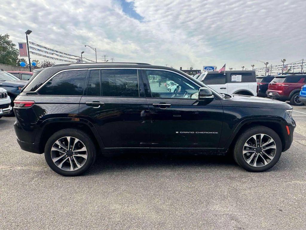 used 2023 Jeep Grand Cherokee car, priced at $35,998