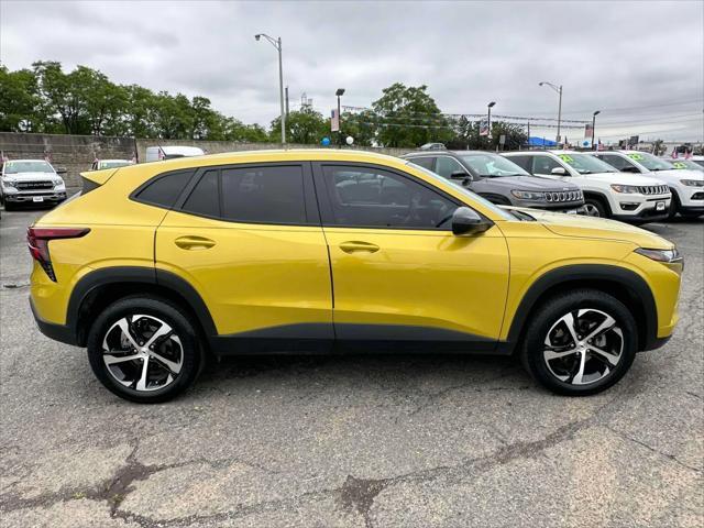 used 2024 Chevrolet Trax car, priced at $20,998