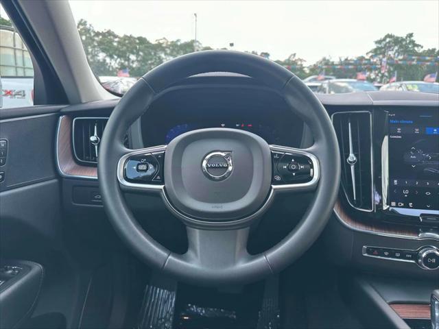 used 2023 Volvo XC60 car, priced at $28,998