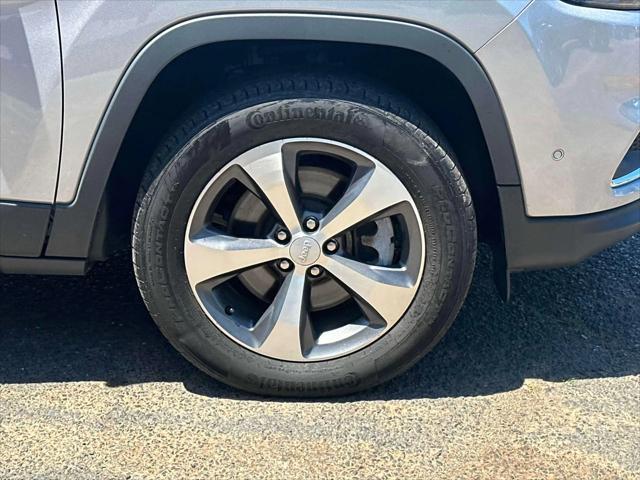 used 2021 Jeep Cherokee car, priced at $21,998