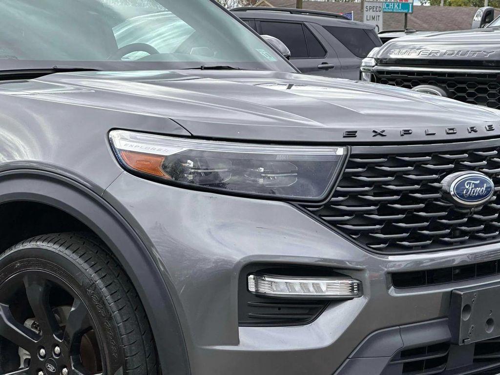 used 2023 Ford Explorer car, priced at $33,998
