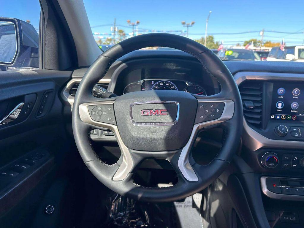used 2023 GMC Acadia car, priced at $31,998