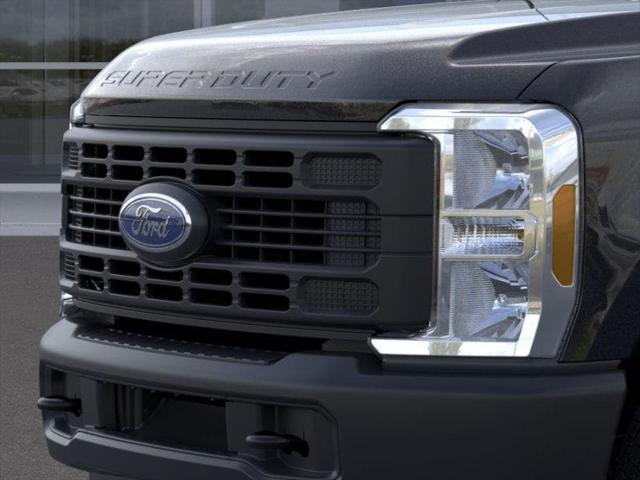 new 2025 Ford F-350 car, priced at $72,720