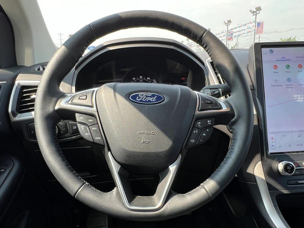 used 2024 Ford Edge car, priced at $27,998