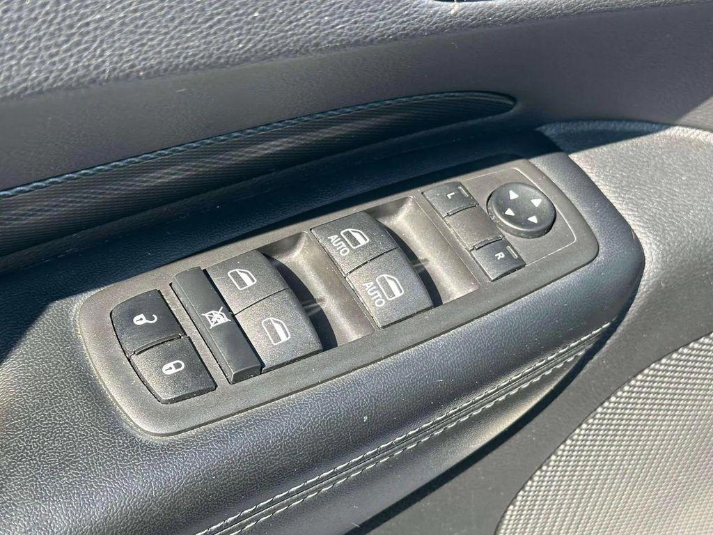 used 2022 Dodge Durango car, priced at $30,998