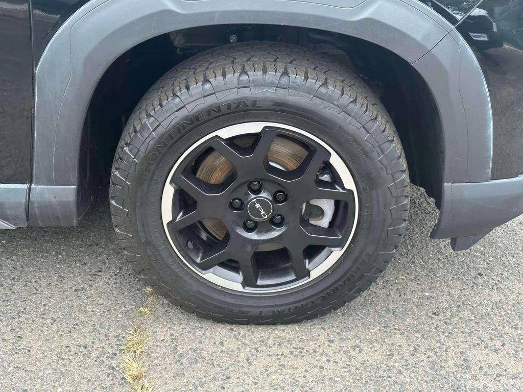 used 2025 Honda Pilot car, priced at $38,998