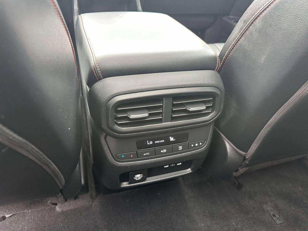 used 2025 Honda Pilot car, priced at $38,998