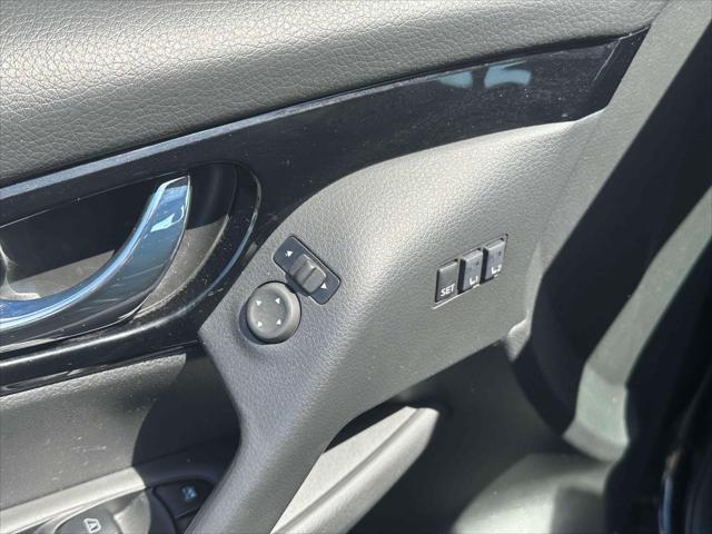 used 2022 Nissan Rogue Sport car, priced at $20,998