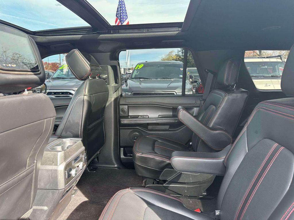 used 2021 Ford Expedition car, priced at $35,998