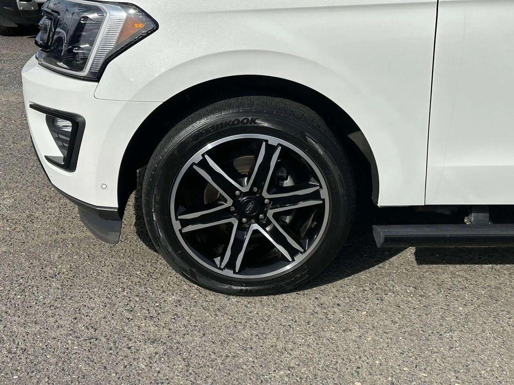 used 2021 Ford Expedition car, priced at $35,998