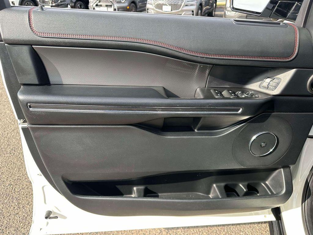 used 2021 Ford Expedition car, priced at $35,998