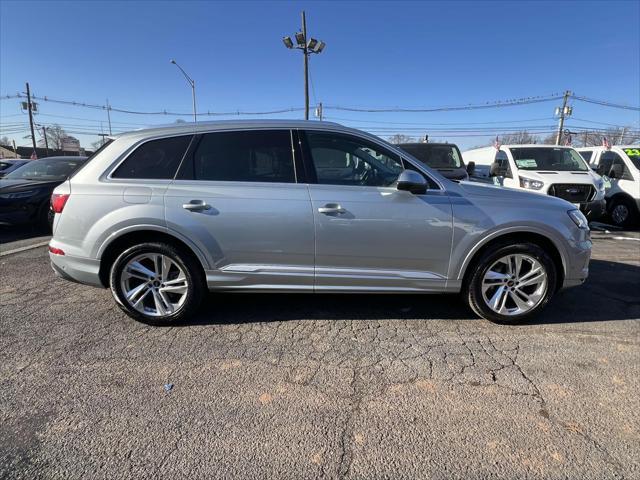 used 2024 Audi Q7 car, priced at $50,498