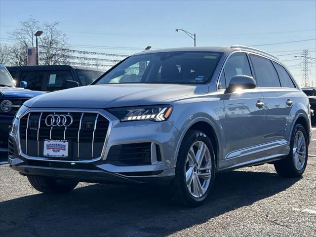 used 2024 Audi Q7 car, priced at $50,498