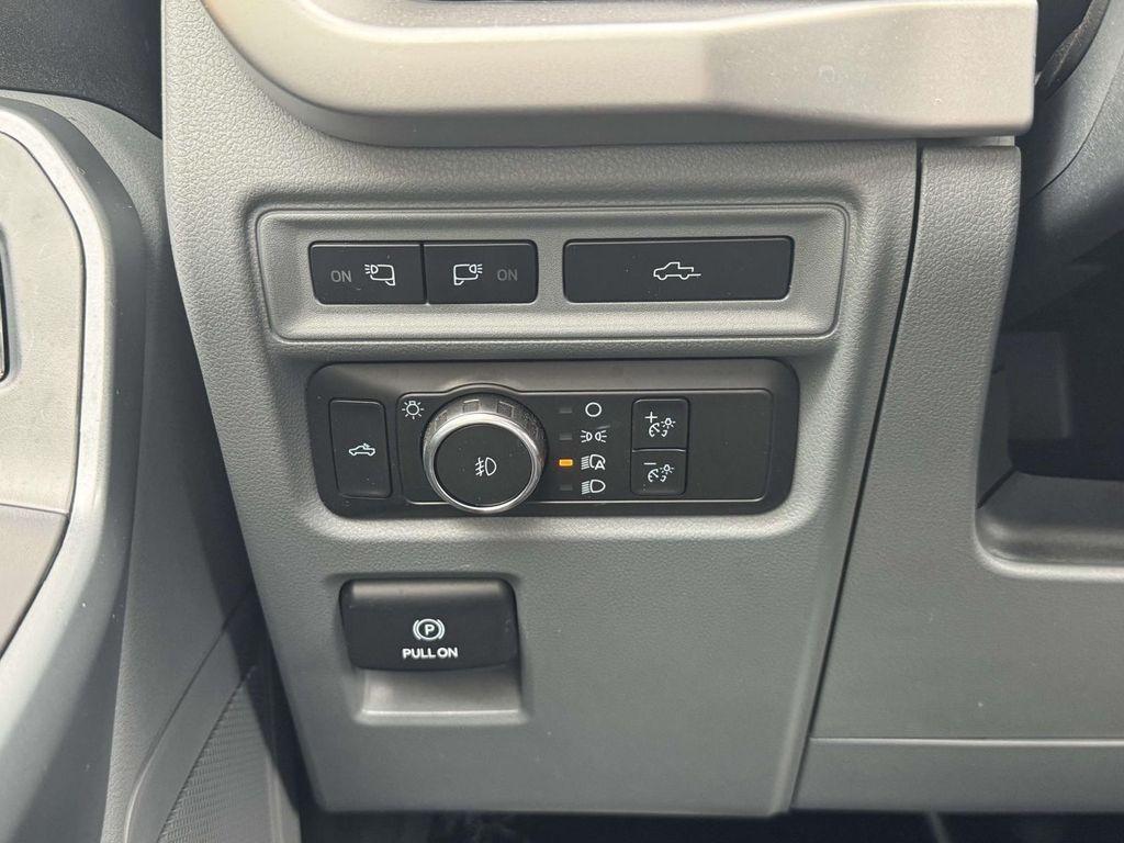 used 2022 Ford F-150 car, priced at $35,998