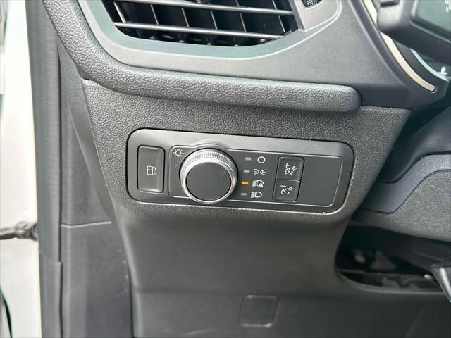 used 2022 Ford Escape car, priced at $21,998