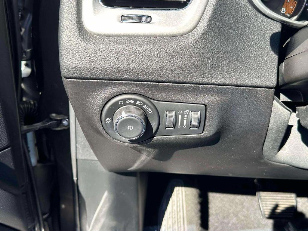 used 2020 Jeep Compass car, priced at $16,798