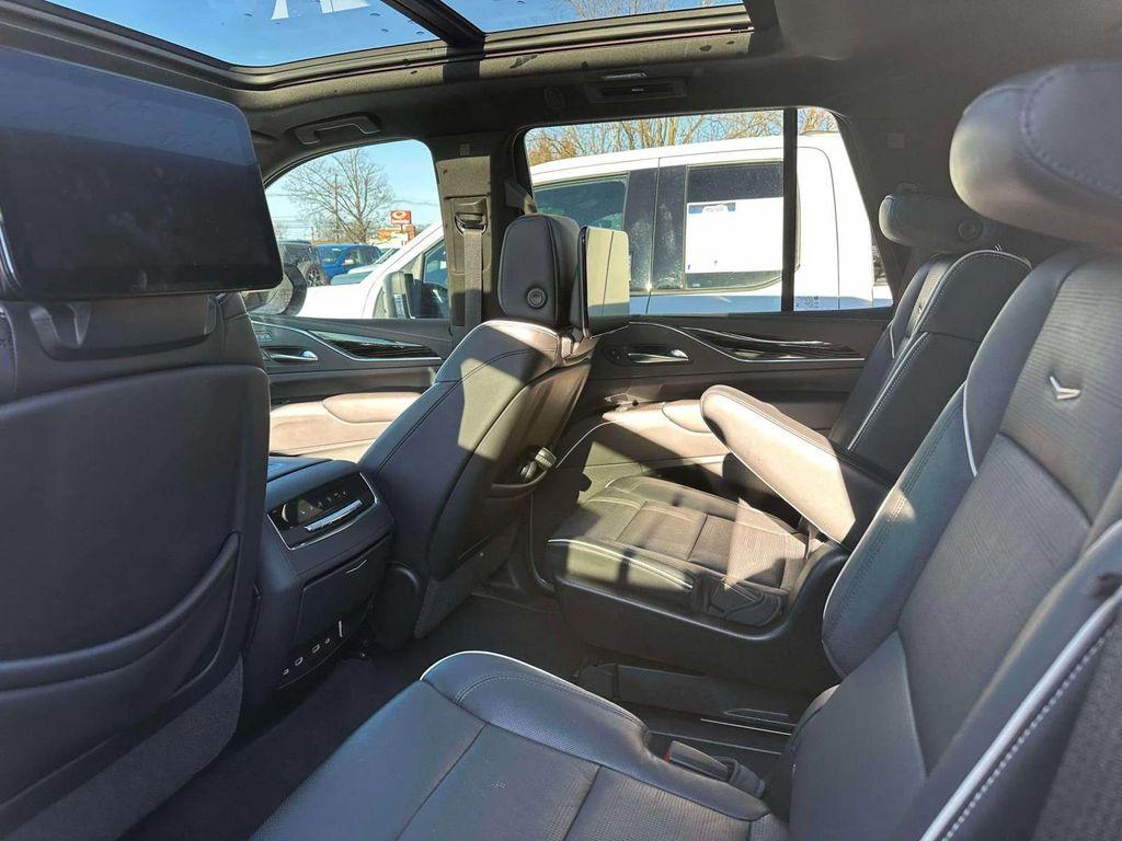 used 2021 Cadillac Escalade car, priced at $61,998