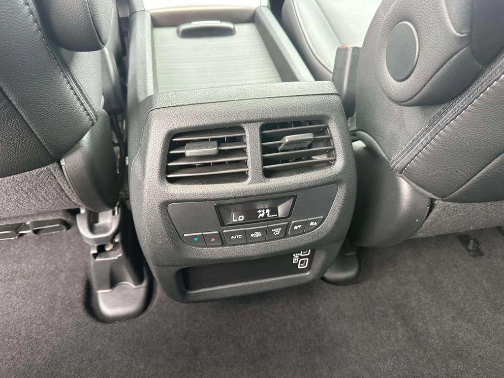 used 2022 Honda Pilot car, priced at $29,998